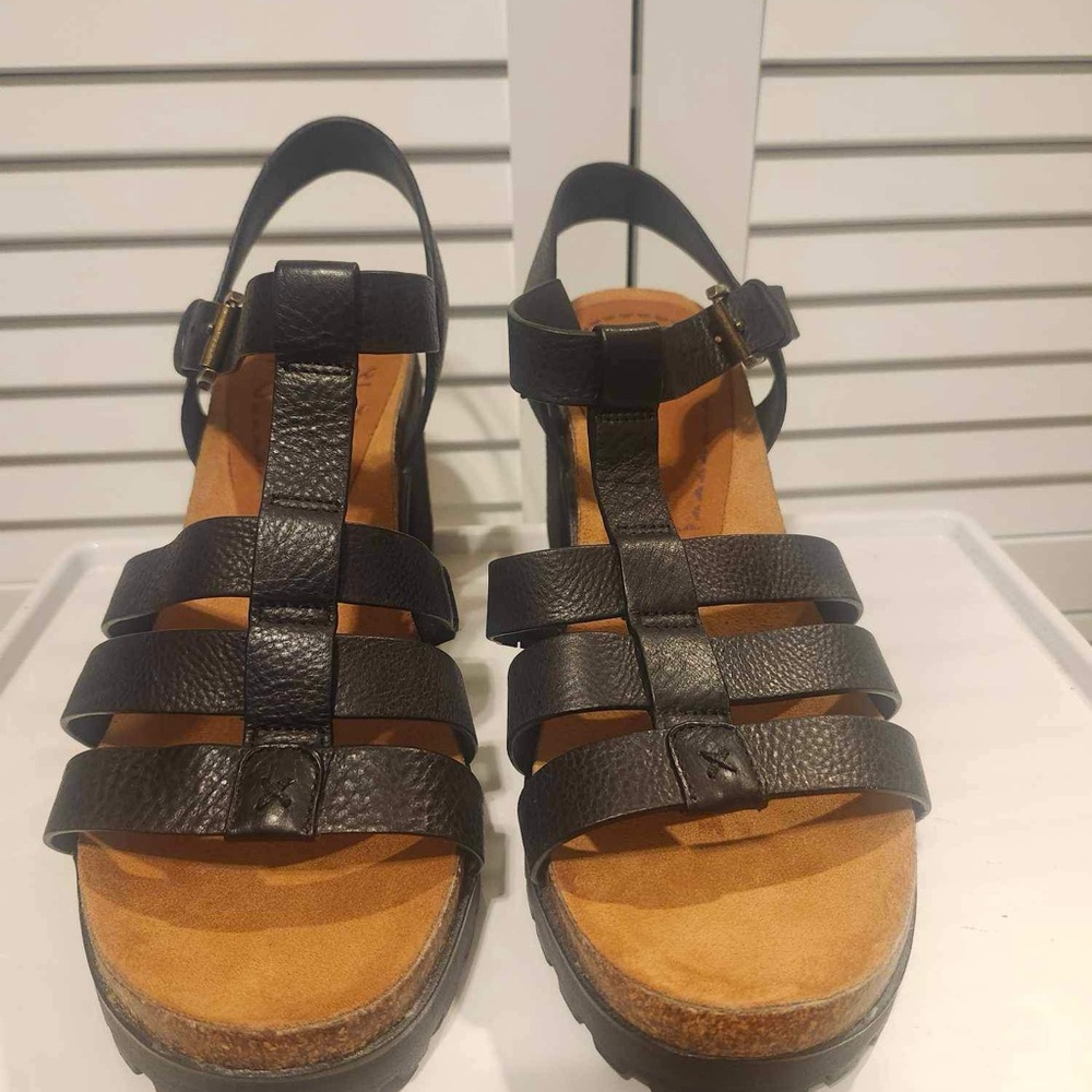 Zodiac Lug Sandals